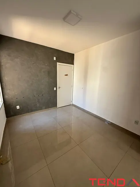 Apartamento com 2 quartos para alugar, 43m2 em Aparecidinha, Sorocaba - SP - imagem 2 Foto 2 de Apartamento com 2 quartos para alugar, 43m2 em Aparecidinha, Sorocaba - SP