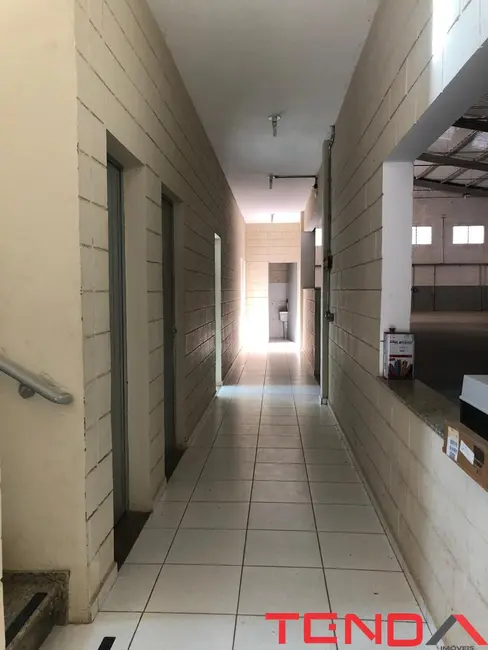 Armazém / Galpão para alugar, 1340m2 em Jardim Ana Claudia, Votorantim - SP - imagem 4 Foto 4 de Armazém / Galpão para alugar, 1340m2 em Jardim Ana Claudia, Votorantim - SP