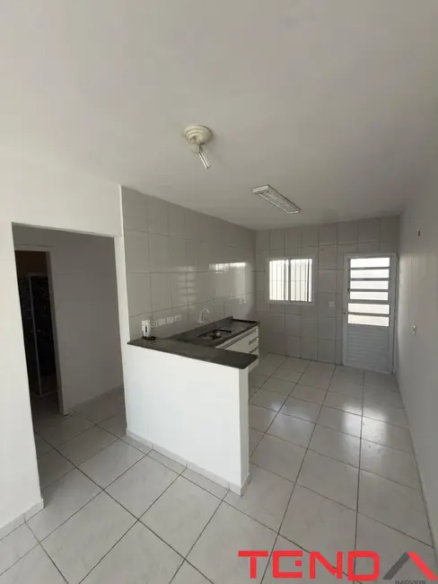 Casa com 2 quartos à venda, 67m2 em Éden, Sorocaba - SP - imagem 8 Foto 8 de Casa com 2 quartos à venda, 67m2 em Éden, Sorocaba - SP