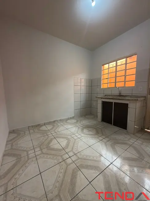 Casa com 1 quarto para alugar, 60m2 em Jardim do Sol, Sorocaba - SP - imagem 5 Foto 5 de Casa com 1 quarto para alugar, 60m2 em Jardim do Sol, Sorocaba - SP