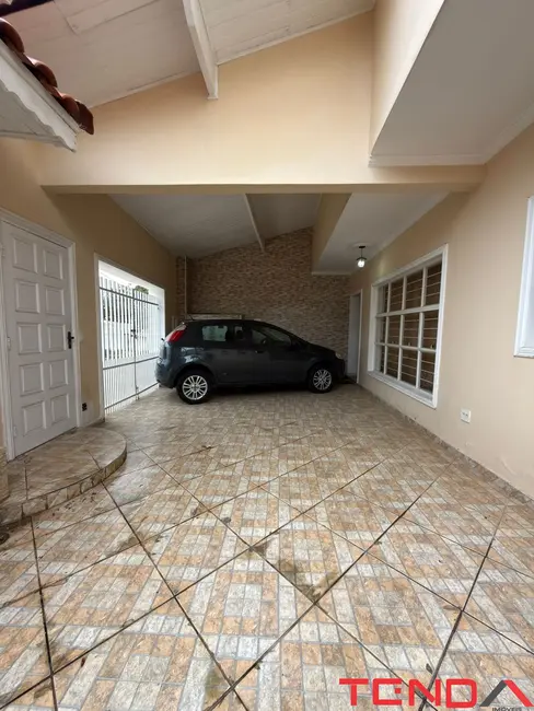Casa com 3 quartos à venda, 260m2 em Éden, Sorocaba - SP - imagem 2 Foto 2 de Casa com 3 quartos à venda, 260m2 em Éden, Sorocaba - SP