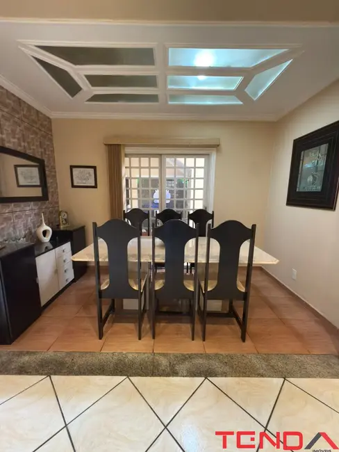 Casa com 3 quartos à venda, 260m2 em Éden, Sorocaba - SP - imagem 9 Foto 9 de Casa com 3 quartos à venda, 260m2 em Éden, Sorocaba - SP