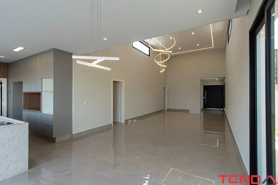 Casa de Condomínio com 5 quartos para alugar, 237m2 em Itu - SP - imagem 2 Foto 2 de Casa de Condomínio com 5 quartos para alugar, 237m2 em Itu - SP