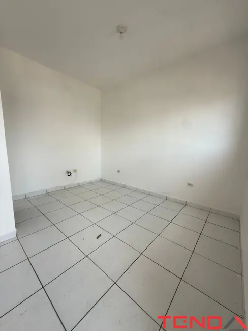 Casa com 1 quarto para alugar, 29m2 em Éden, Sorocaba - SP - imagem 4 Foto 4 de Casa com 1 quarto para alugar, 29m2 em Éden, Sorocaba - SP