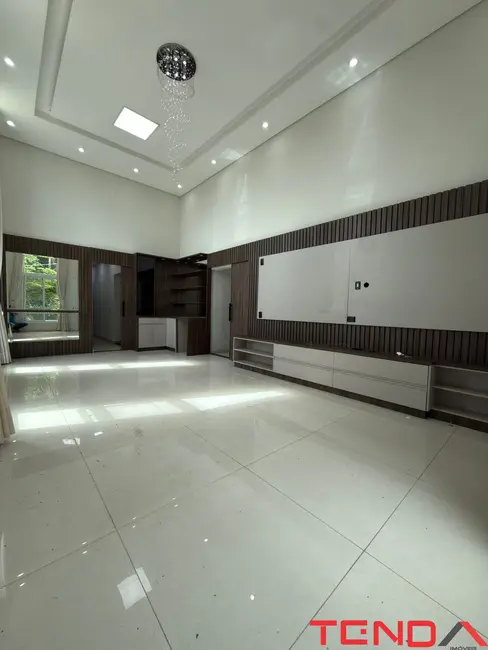 Foto 4 de Casa de Condomínio com 3 quartos para alugar, 300m2 em Cajuru do Sul, Sorocaba - SP