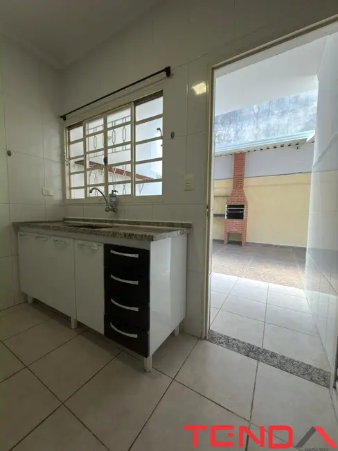 Foto 8 de Casa com 2 quartos para alugar, 80m2 em Jardim Residencial Villa Amato, Sorocaba - SP