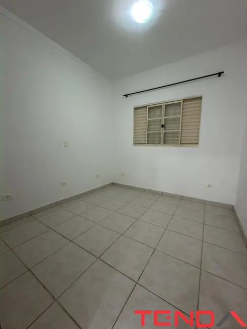 Foto 3 de Casa com 2 quartos para alugar, 80m2 em Jardim Residencial Villa Amato, Sorocaba - SP