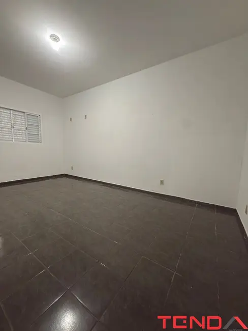 Foto 4 de Casa com 2 quartos para alugar, 80m2 em Jardim Alegria, Sorocaba - SP