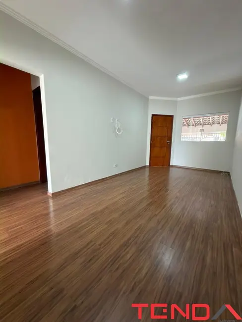Foto 3 de Casa com 2 quartos para alugar, 80m2 em Jardim Residencial Villa Amato, Sorocaba - SP