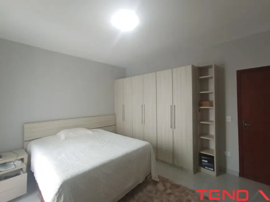 Foto 6 de Casa com 2 quartos para alugar, 100m2 em Jardim Itália, Sorocaba - SP