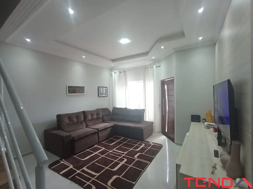 Foto 1 de Casa com 2 quartos para alugar, 100m2 em Jardim Itália, Sorocaba - SP