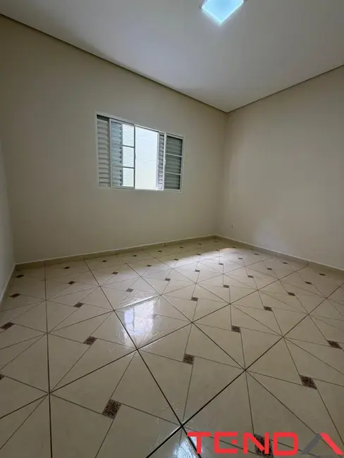 Sala Comercial com 2 quartos para alugar, 130m2 em Éden, Sorocaba - SP - imagem 4 Foto 4 de Sala Comercial com 2 quartos para alugar, 130m2 em Éden, Sorocaba - SP