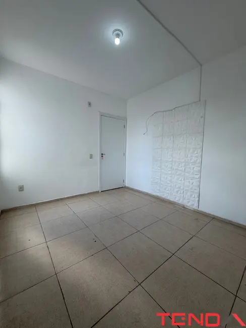 Apartamento com 2 quartos para alugar, 43m2 em Aparecidinha, Sorocaba - SP - imagem 3 Foto 3 de Apartamento com 2 quartos para alugar, 43m2 em Aparecidinha, Sorocaba - SP