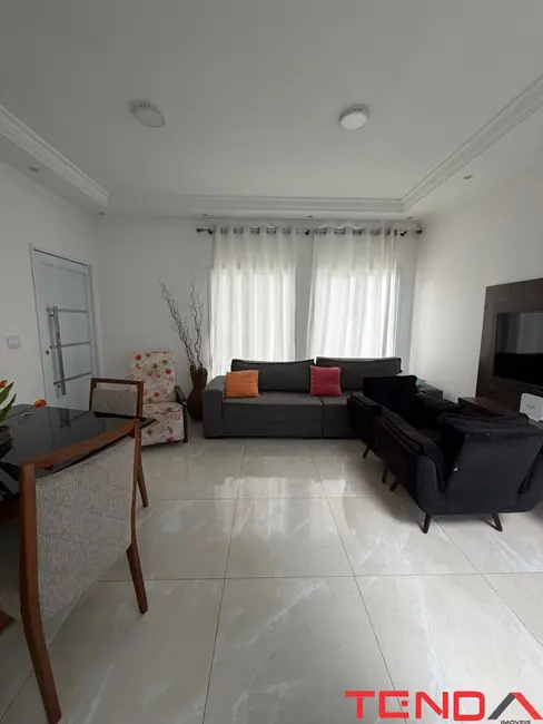 Foto 3 de Casa com 3 quartos para alugar, 160m2 em Cajuru do Sul, Sorocaba - SP