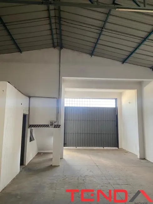 Foto 6 de Armazém / Galpão para alugar, 300m2 em Cajuru do Sul, Sorocaba - SP