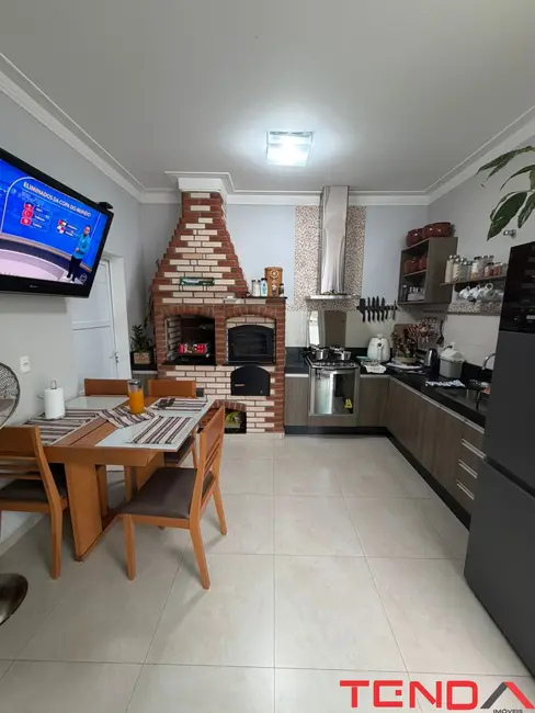 Foto 2 de Casa com 3 quartos para alugar, 176m2 em Jardim Portobello, Sorocaba - SP