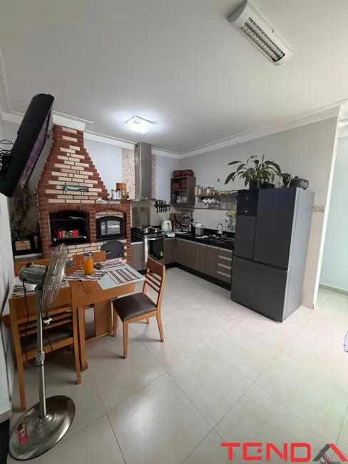 Foto 1 de Casa com 3 quartos para alugar, 176m2 em Jardim Portobello, Sorocaba - SP