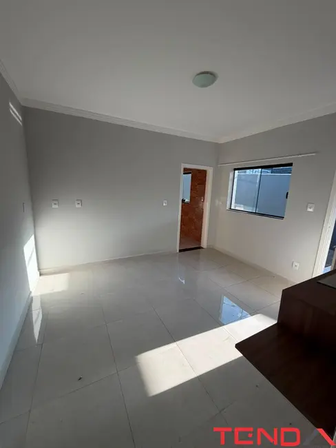 Casa com 1 quarto para alugar, 75m2 em Éden, Sorocaba - SP - imagem 1 Foto 1 de Casa com 1 quarto para alugar, 75m2 em Éden, Sorocaba - SP
