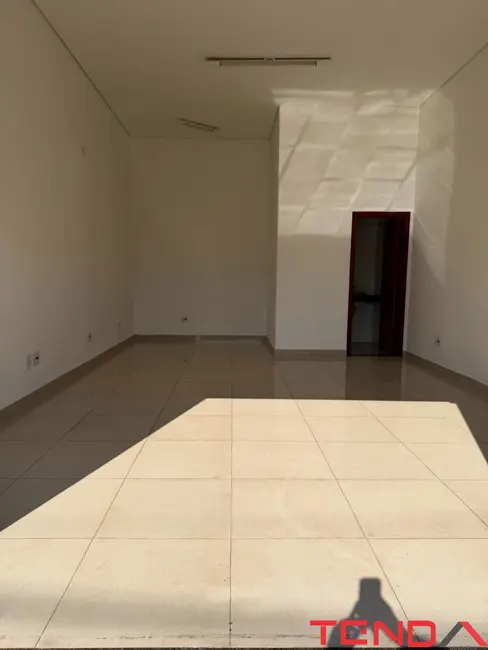 Foto 3 de Sala Comercial para alugar, 45m2 em Éden, Sorocaba - SP