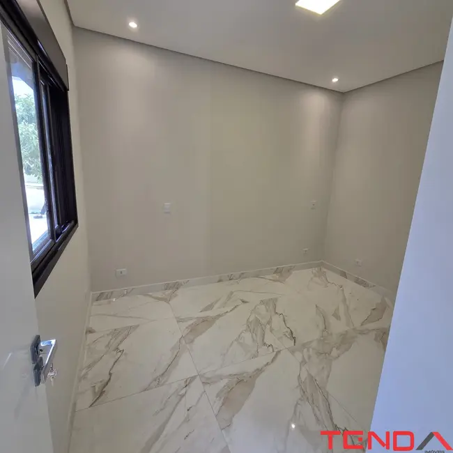 Casa com 3 quartos à venda, 107m2 em Sorocaba - SP - imagem 4 Foto 4 de Casa com 3 quartos à venda, 107m2 em Sorocaba - SP