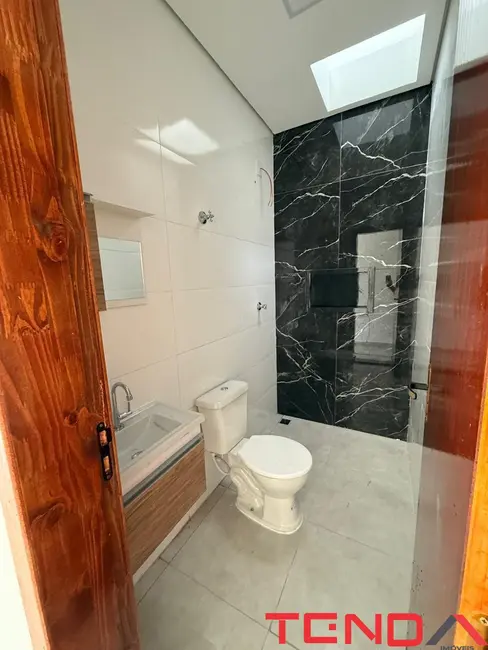 Casa com 2 quartos à venda, 54m2 em Jardim Jatobá, Sorocaba - SP - imagem 8 Foto 8 de Casa com 2 quartos à venda, 54m2 em Jardim Jatobá, Sorocaba - SP