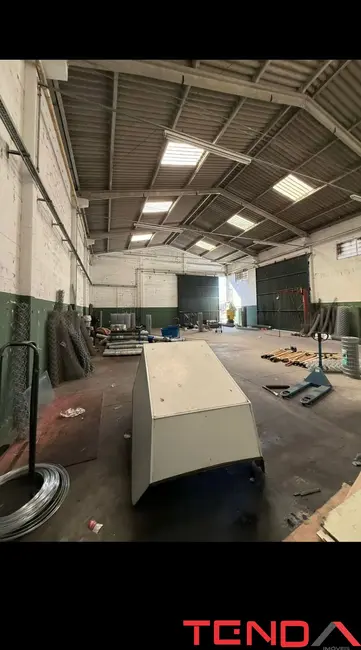 Armazém / Galpão para alugar, 300m2 em Éden, Sorocaba - SP - imagem 2 Foto 2 de Armazém / Galpão para alugar, 300m2 em Éden, Sorocaba - SP