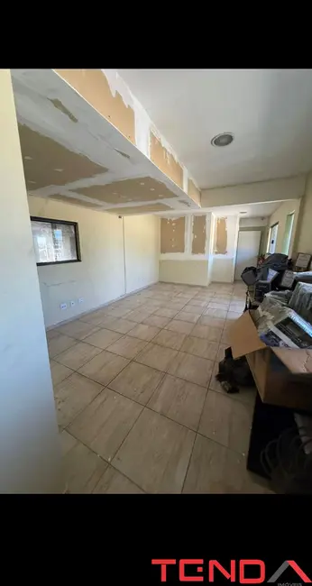 Armazém / Galpão para alugar, 300m2 em Éden, Sorocaba - SP - imagem 7 Foto 7 de Armazém / Galpão para alugar, 300m2 em Éden, Sorocaba - SP