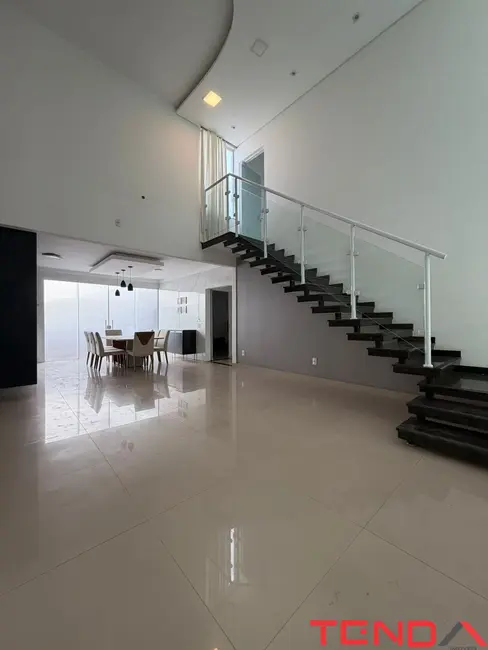 Casa de Condomínio com 3 quartos para alugar, 124m2 em Cajuru do Sul, Sorocaba - SP - imagem 3 Foto 3 de Casa de Condomínio com 3 quartos para alugar, 124m2 em Cajuru do Sul, Sorocaba - SP