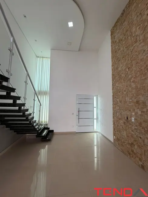 Casa de Condomínio com 3 quartos para alugar, 124m2 em Cajuru do Sul, Sorocaba - SP - imagem 2 Foto 2 de Casa de Condomínio com 3 quartos para alugar, 124m2 em Cajuru do Sul, Sorocaba - SP