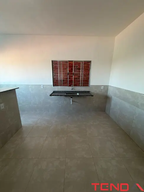 Casa com 2 quartos para alugar, 80m2 em Jardim Nilton Torres, Sorocaba - SP - imagem 6 Foto 6 de Casa com 2 quartos para alugar, 80m2 em Jardim Nilton Torres, Sorocaba - SP