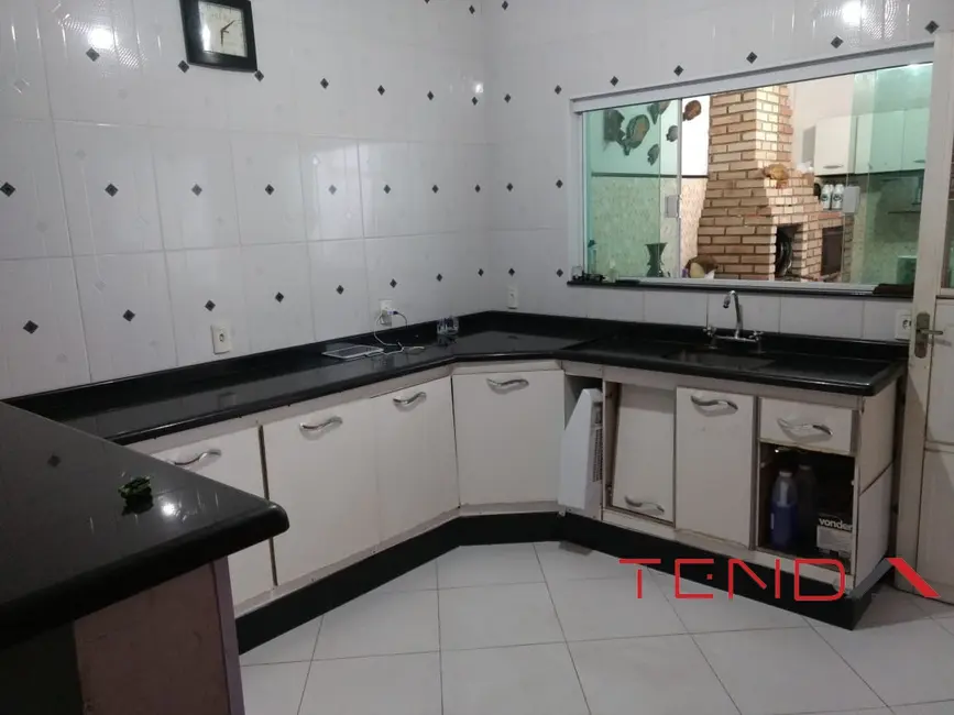 Casa com 3 quartos à venda, 320m2 em Jardim Wanel Ville V, Sorocaba - SP - imagem 9 Foto 9 de Casa com 3 quartos à venda, 320m2 em Jardim Wanel Ville V, Sorocaba - SP