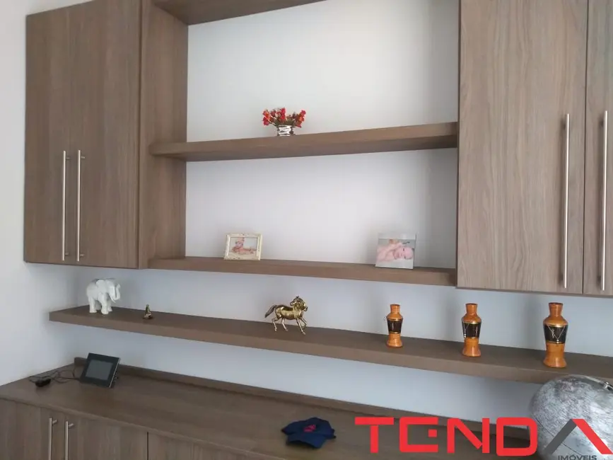 Casa de Condomínio com 4 quartos à venda, 600m2 em Parque Village Castelo, Itu - SP - imagem 8 Foto 8 de Casa de Condomínio com 4 quartos à venda, 600m2 em Parque Village Castelo, Itu - SP