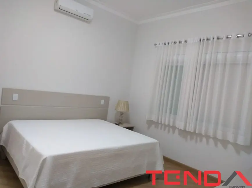 Casa de Condomínio com 4 quartos à venda, 600m2 em Parque Village Castelo, Itu - SP - imagem 7 Foto 7 de Casa de Condomínio com 4 quartos à venda, 600m2 em Parque Village Castelo, Itu - SP