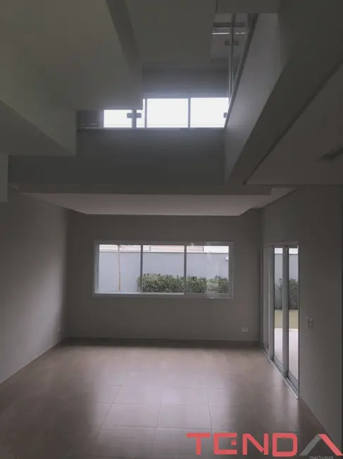 Casa de Condomínio com 3 quartos à venda, 254m2 em Jardim Residencial Chácara Ondina, Sorocaba - SP - imagem 6 Foto 6 de Casa de Condomínio com 3 quartos à venda, 254m2 em Jardim Residencial Chácara Ondina, Sorocaba - SP