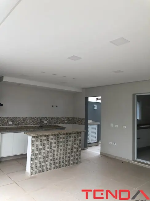 Casa de Condomínio com 3 quartos à venda, 254m2 em Jardim Residencial Chácara Ondina, Sorocaba - SP - imagem 7 Foto 7 de Casa de Condomínio com 3 quartos à venda, 254m2 em Jardim Residencial Chácara Ondina, Sorocaba - SP