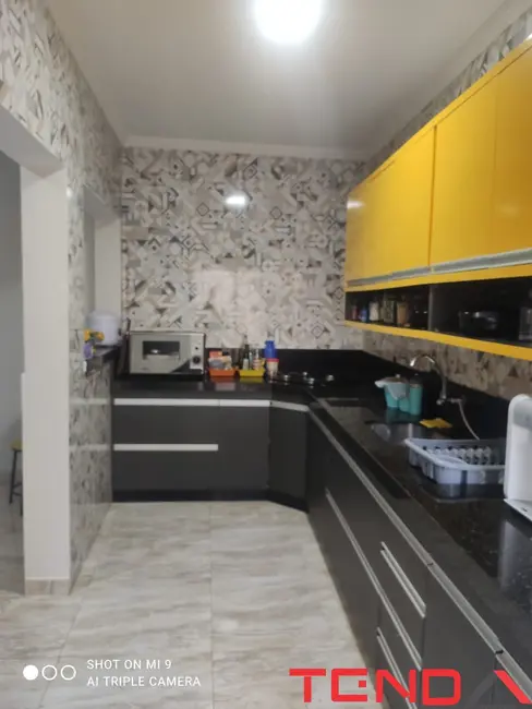 Casa com 2 quartos à venda, 198m2 em Éden, Sorocaba - SP - imagem 4 Foto 4 de Casa com 2 quartos à venda, 198m2 em Éden, Sorocaba - SP