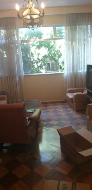 Apartamento com 2 quartos à venda, 80m2 em Tijuca, Rio De Janeiro - RJ - imagem 8 Foto 8 de Apartamento com 2 quartos à venda, 80m2 em Tijuca, Rio De Janeiro - RJ