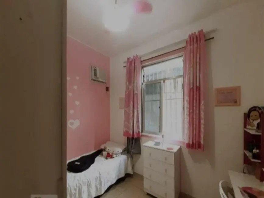 Casa com 2 quartos à venda, 172m2 em Quintino Bocaiúva, Rio De Janeiro - RJ - imagem 4 Foto 4 de Casa com 2 quartos à venda, 172m2 em Quintino Bocaiúva, Rio De Janeiro - RJ