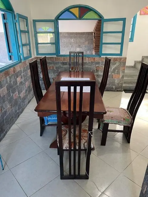 Foto 4 de Casa com 5 quartos à venda, 250m2 em Saquarema - RJ