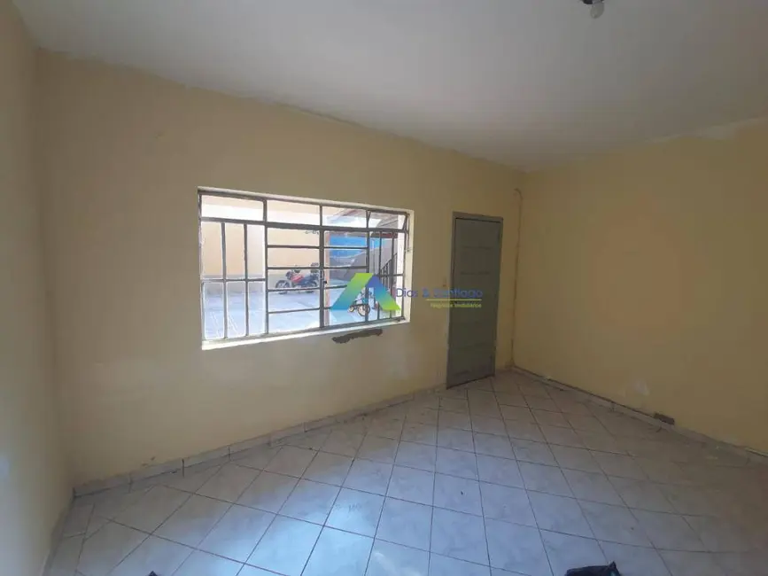 Foto 2 de Casa com 3 quartos para alugar, 100m2 em Vila Moraes, São Paulo - SP