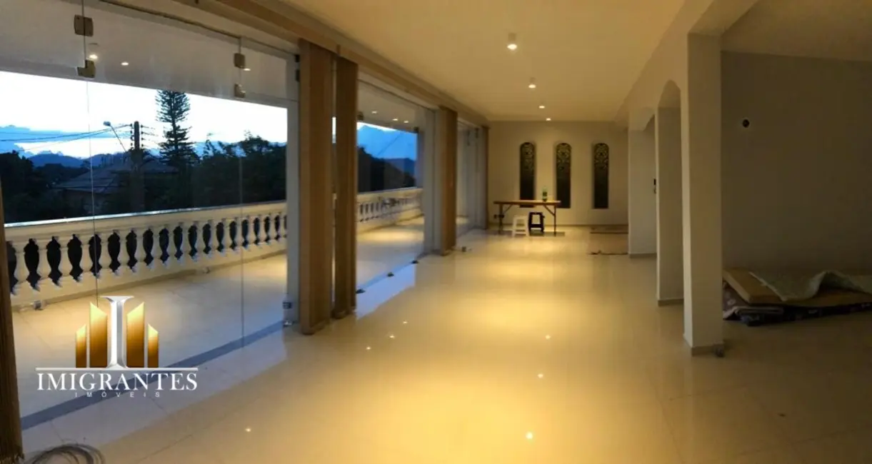 Foto 2 de Casa com 4 quartos à venda, 360m2 em Jardim das Palmeiras, Braganca Paulista - SP