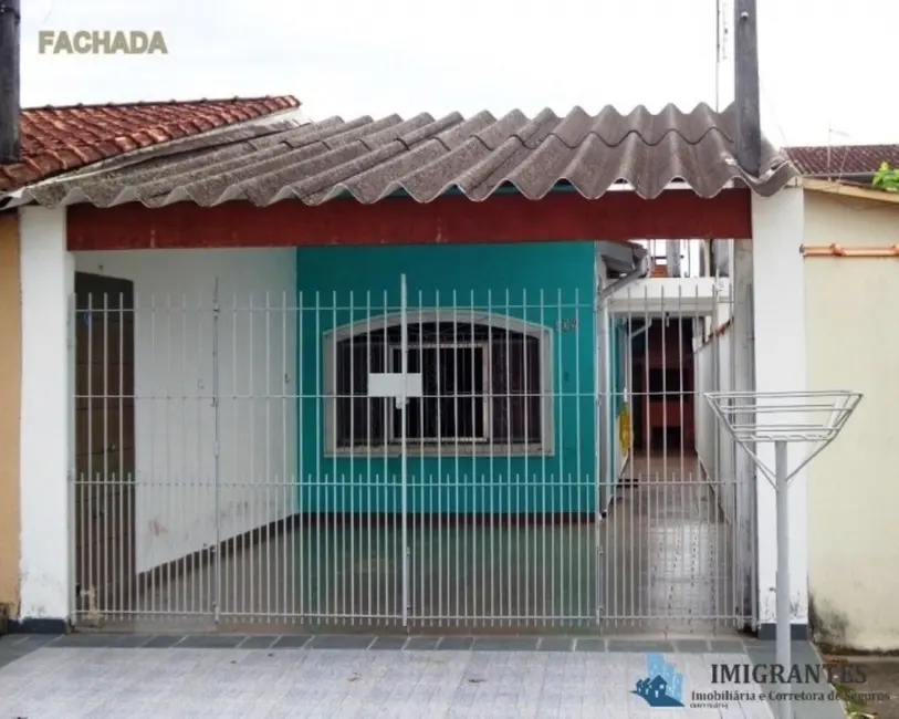 Foto 1 de Casa com 1 quarto à venda, 60m2 em Poiares, Caraguatatuba - SP