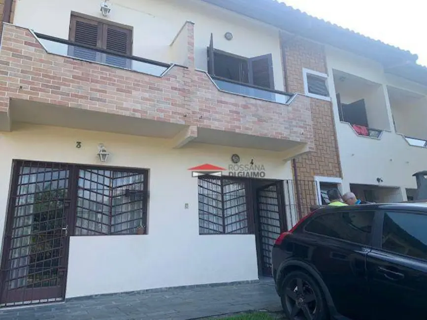 Foto 1 de Casa de Condomínio com 2 quartos à venda, 113m2 em Martim de Sá, Caraguatatuba - SP