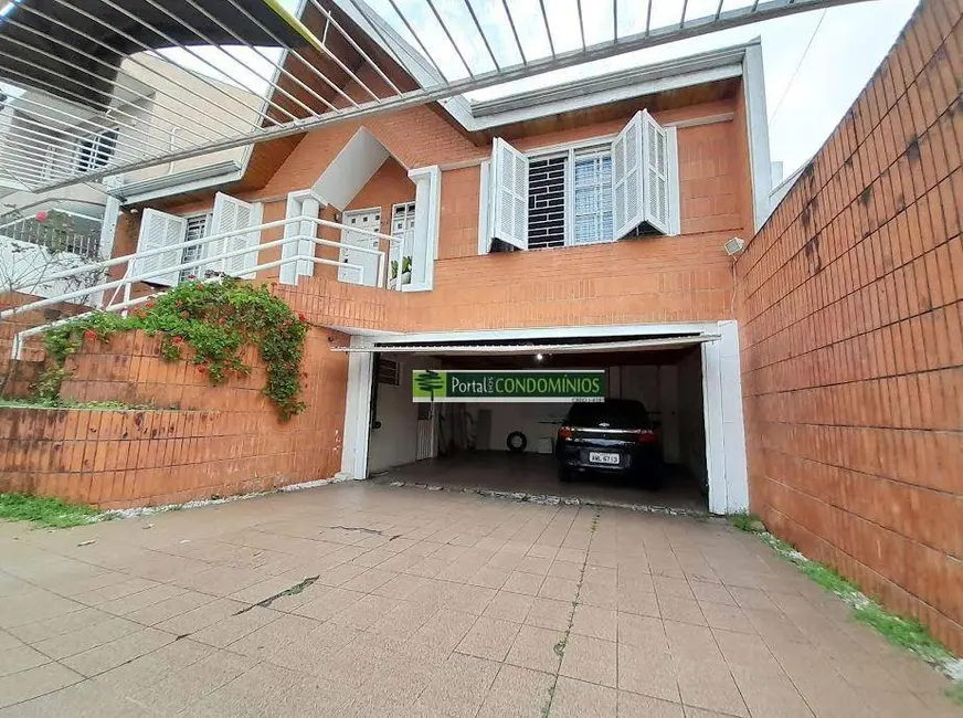 Foto 2 de Casa com 3 quartos à venda, 286m2 em Seminário, Curitiba - PR