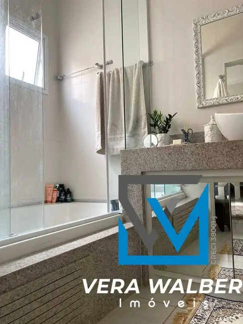 Foto 22 de Casa com 3 quartos à venda, 300m2 em Jardim Karolyne, Votorantim - SP