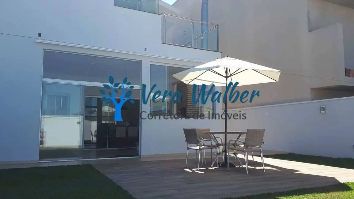 Casa de Condomínio com 3 quartos à venda, 300m2 em Vila Monte Verde, Tatui - SP - imagem 3 Foto 3 de Casa de Condomínio com 3 quartos à venda, 300m2 em Vila Monte Verde, Tatui - SP