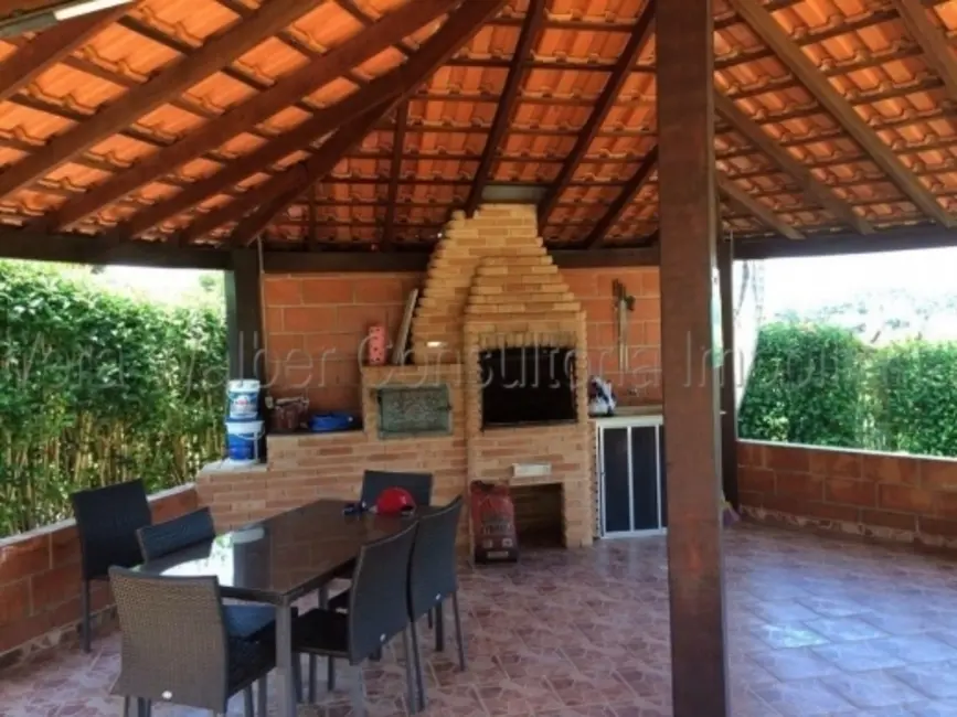 Foto 3 de Casa de Condomínio com 3 quartos à venda, 1000m2 em Aracoiaba Da Serra - SP