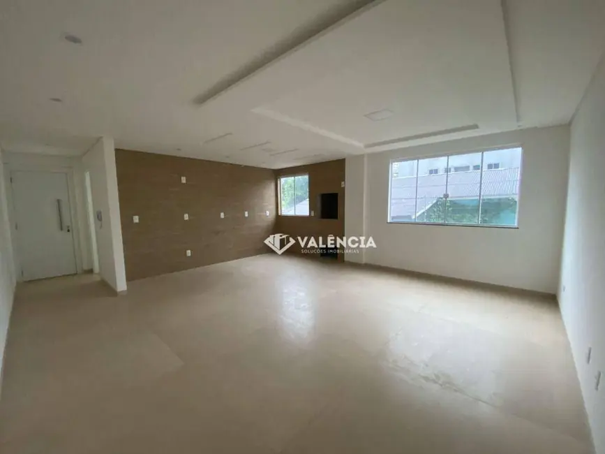 Foto 1 de Apartamento com 2 quartos para alugar, 110m2 em Centro, Cascavel - PR