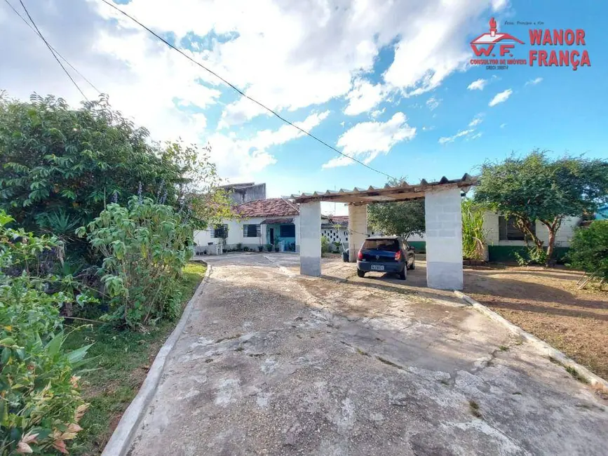 Foto 1 de Casa com 2 quartos à venda, 900m2 em Engenheiro Neiva, Guaratingueta - SP