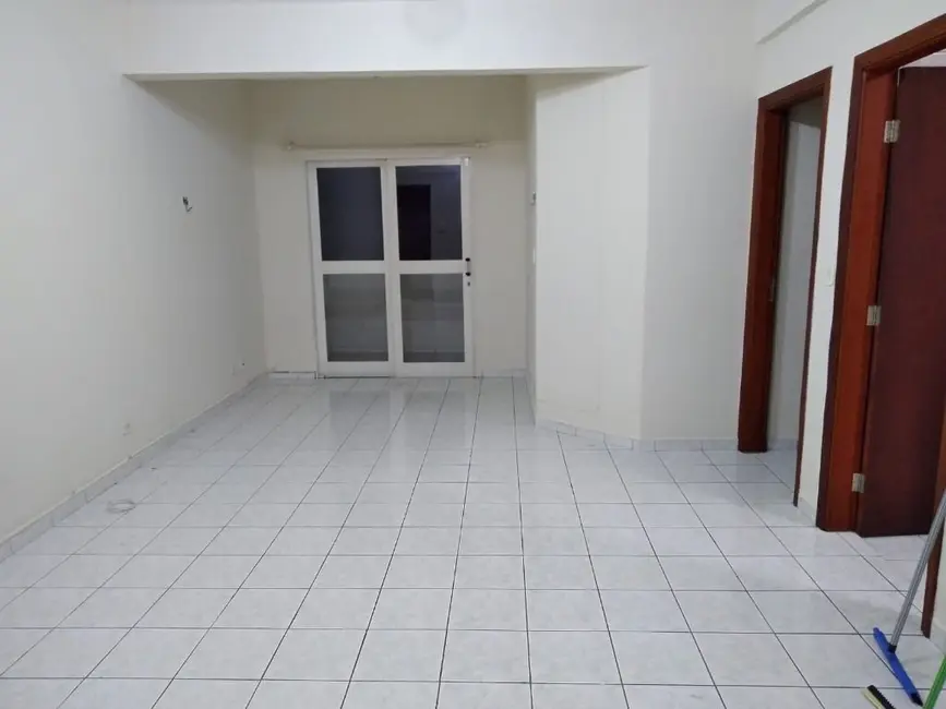 Foto 1 de Apartamento com 2 quartos à venda, 117m2 em Vila Comendador Rodrigues Alves, Guaratingueta - SP
